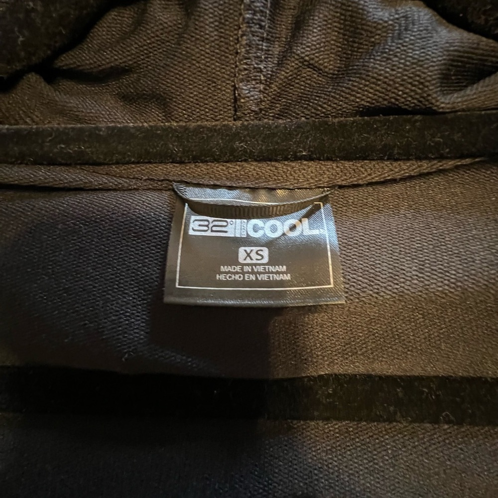 32 Degree Cool Women's Black Zip-Up Hoodie - Picture 9 of 9